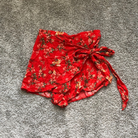 American Eagle Outfitters Pants - *SOLD* American Eagle Red High Waisted Shorts